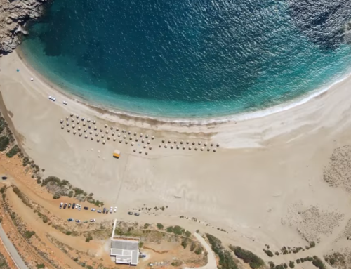 Ζόρκος: Η κρυφή παραλία της Ανδρου που αξίζει την περιπέτεια…